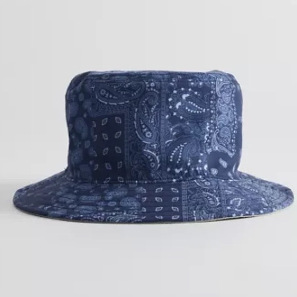 Retro Bandana Tech Bucket Hat - Picture 3 of 8